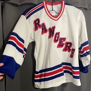 New York rangers boys hockey jersey, size boys L/XL